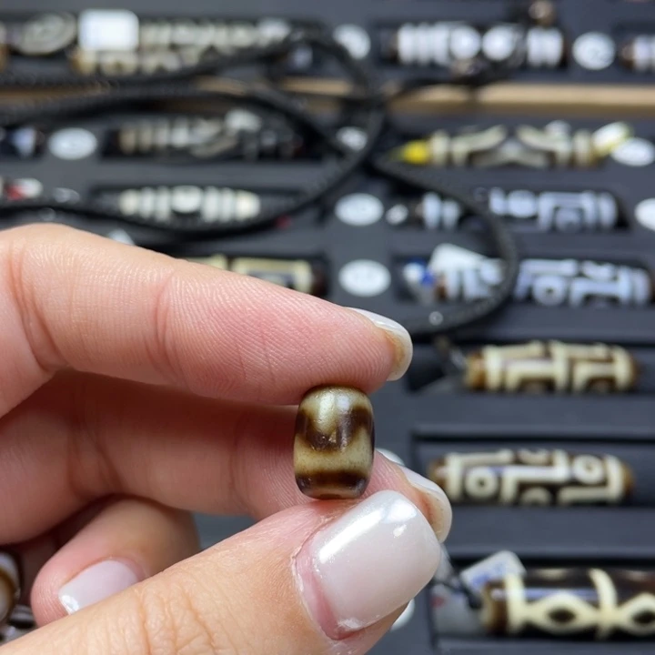 空***悠玛瑙/玉髓未镶嵌颈饰