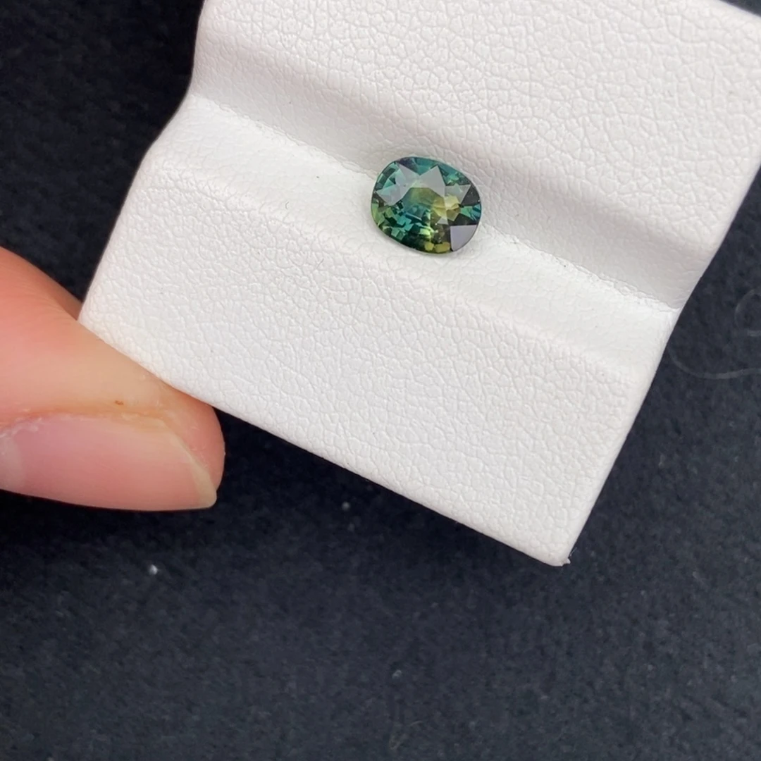 蓝宝石裸石0.91 ct