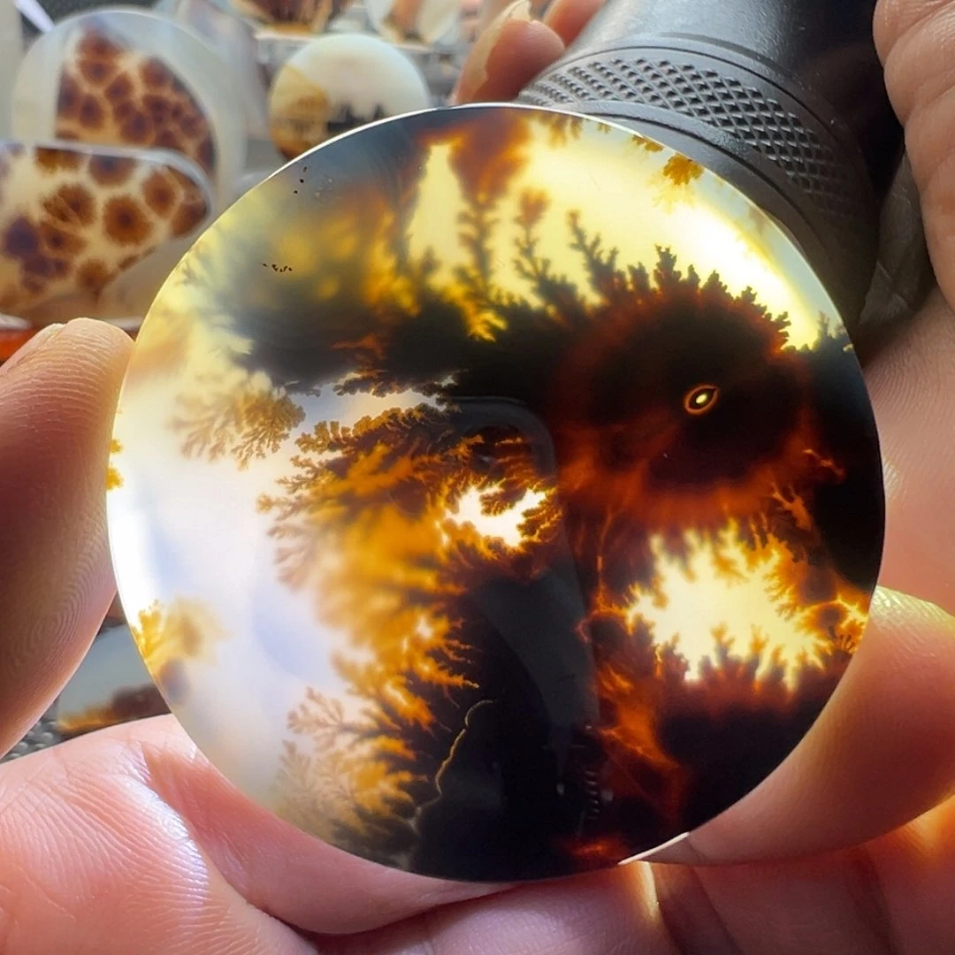 未镶嵌玛瑙/玉髓珠宝奇石