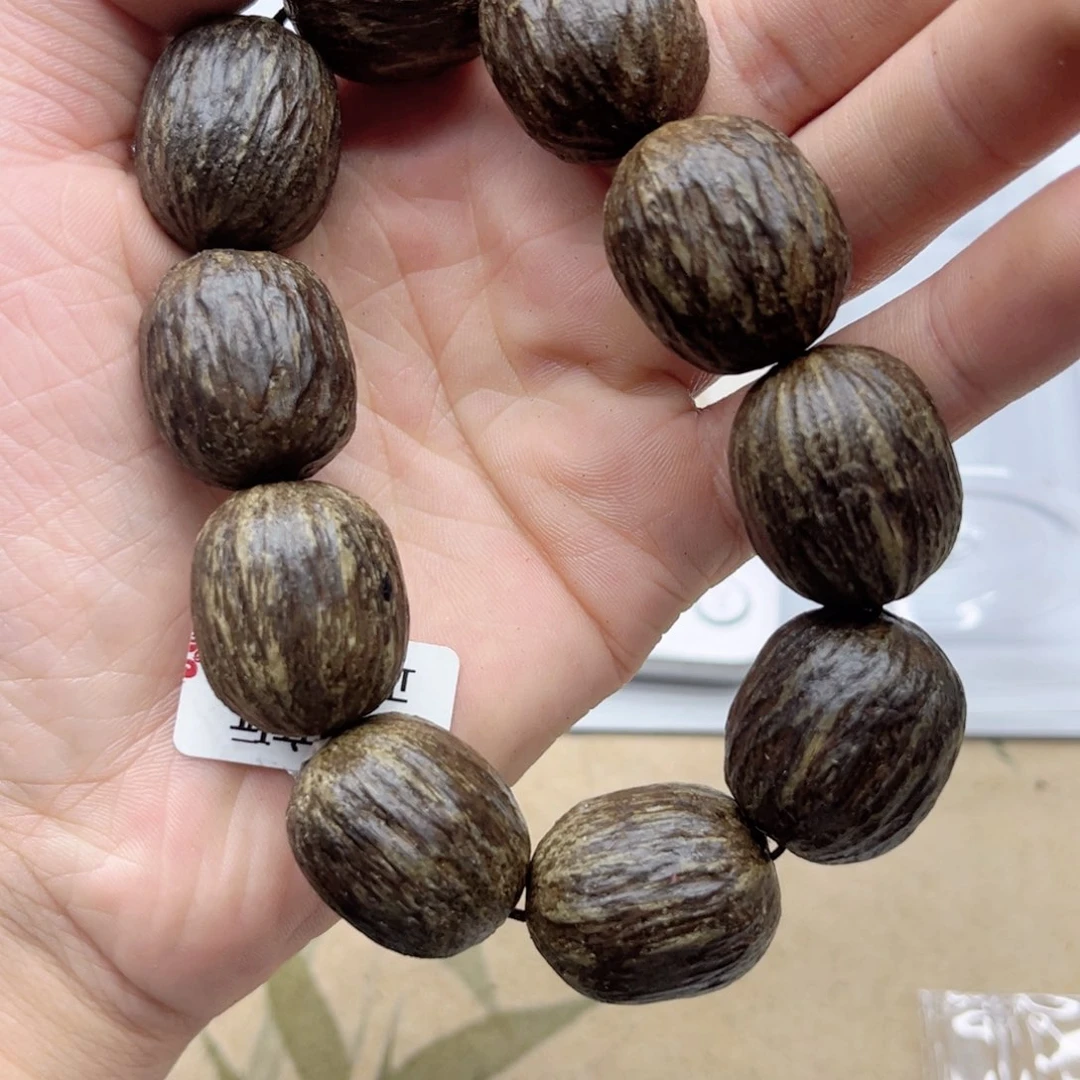 沉香碎屑沉香z7虫漏