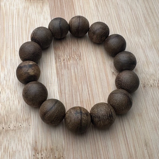 达拉干沉香卡15圆珠单圈手串多样性发一