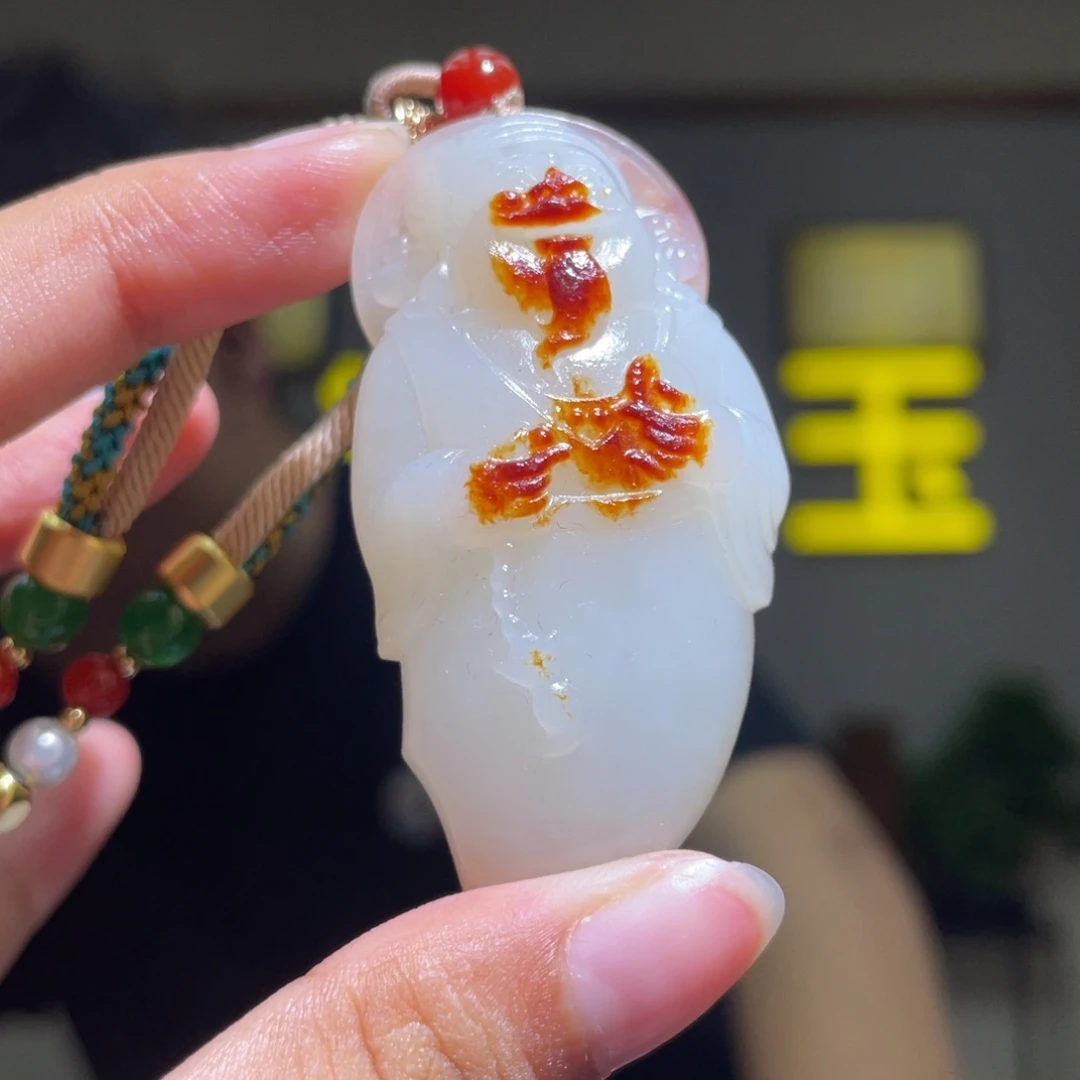 落***根颈饰未镶嵌和田玉