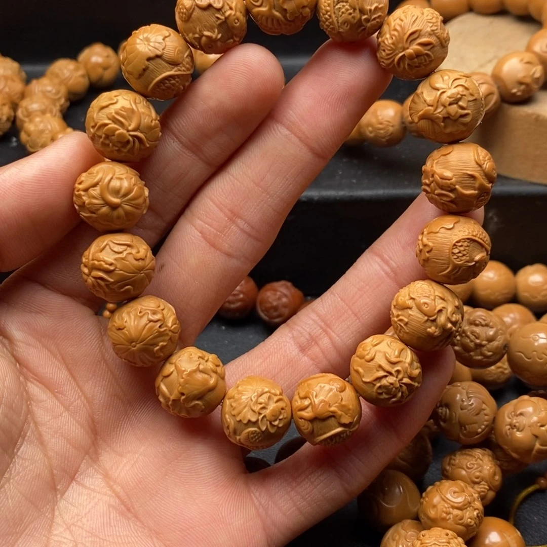 猴头核桃吊坠荷花鱼双鱼