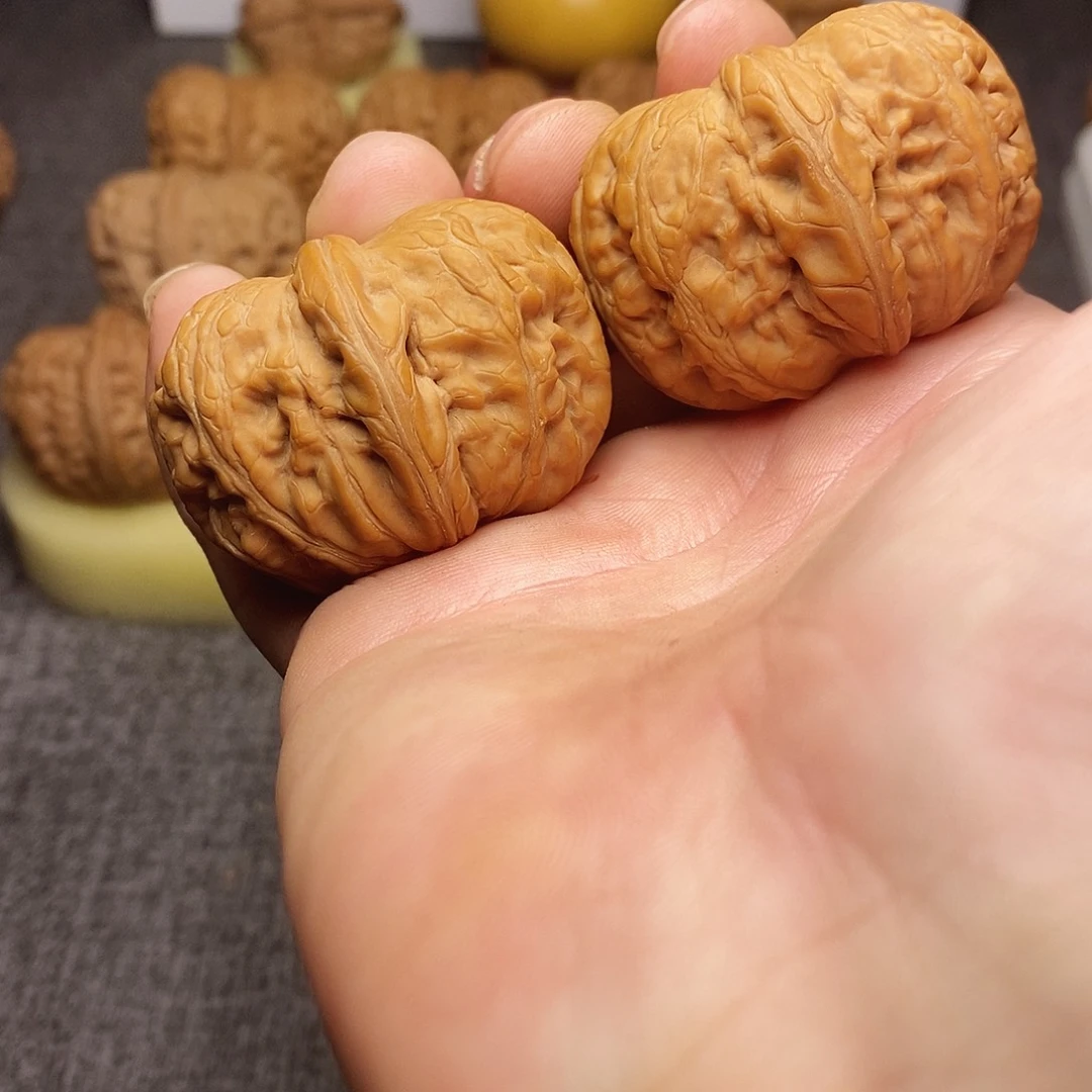 安****文玩核桃吊坠元宝狮子头文玩核桃