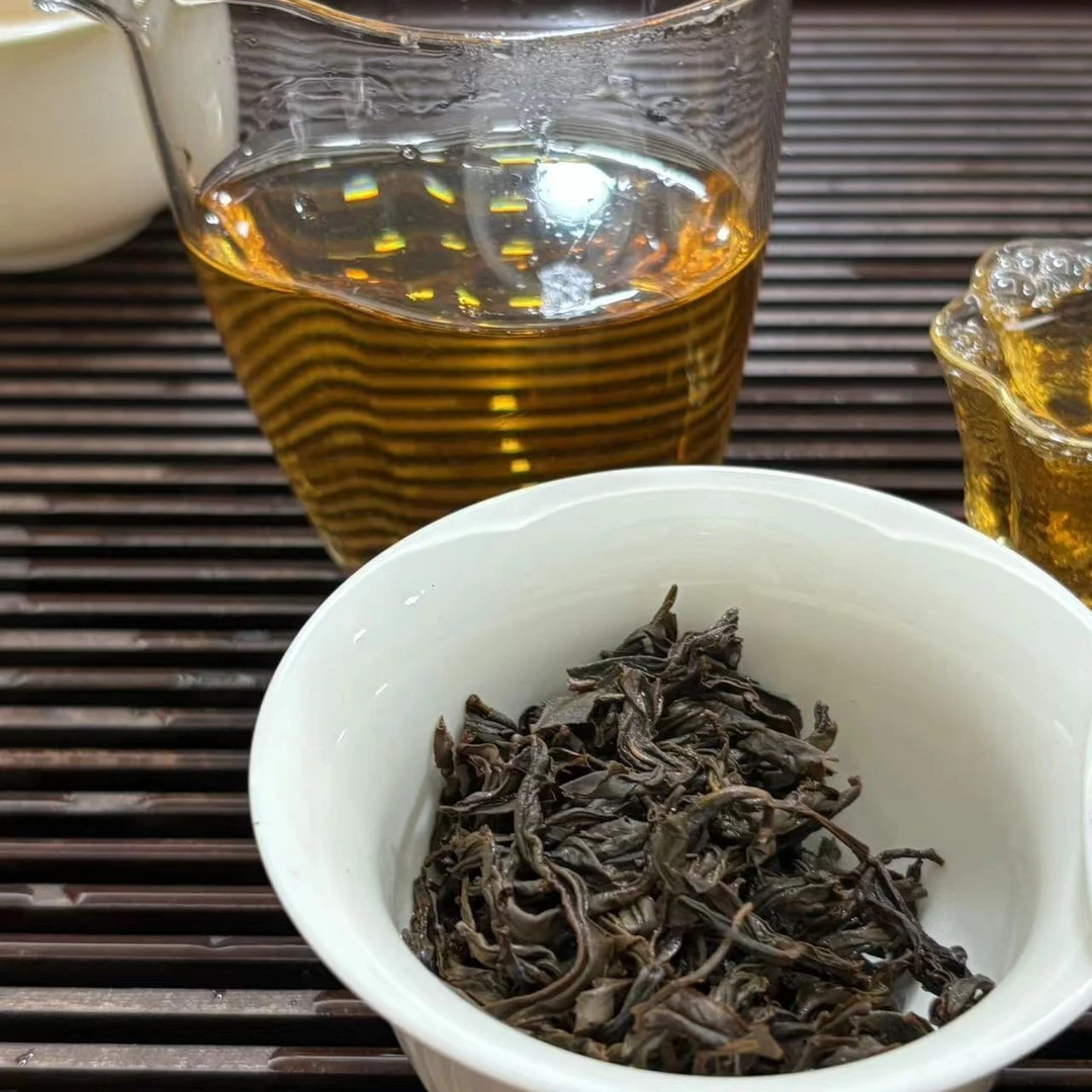 武夷金奖肉桂香味扑鼻汤汁好50克送一泡茶喝