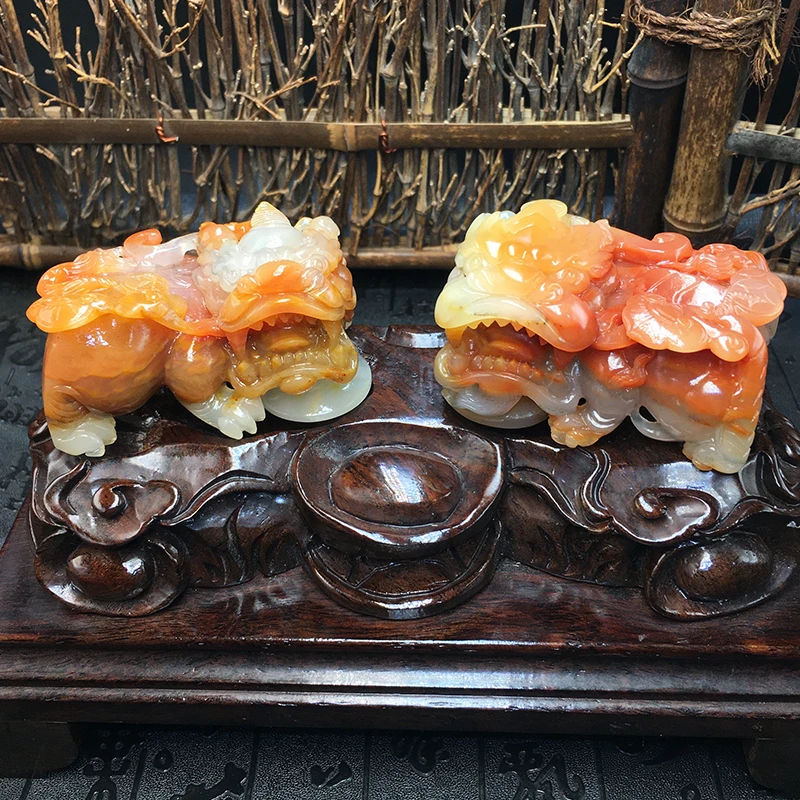 云南天然正品A货黄龙玉霸王貔貅手把玩摆件一对阴阳眼金沙水草花