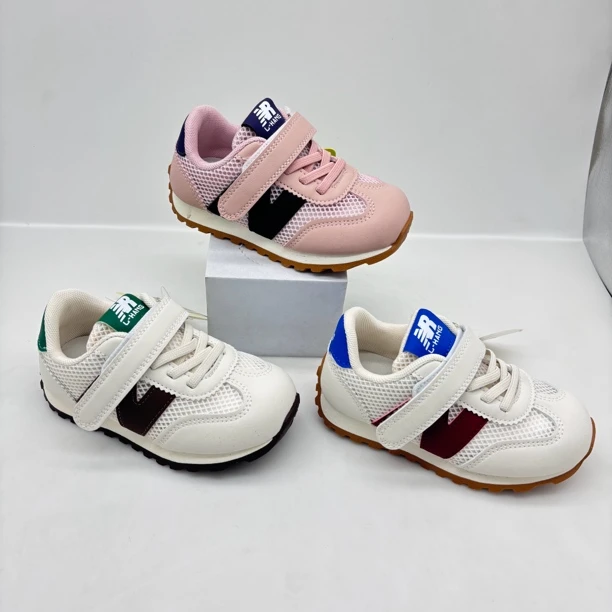 夏季儿童新款单网透气男童女童超轻时尚潮款百搭魔术贴运动鞋7312