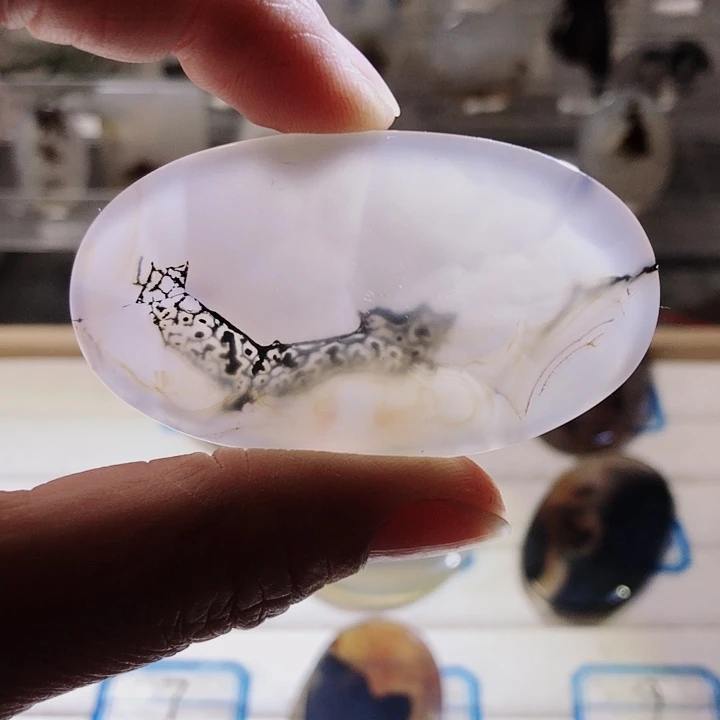 合金颈饰玛瑙/玉髓