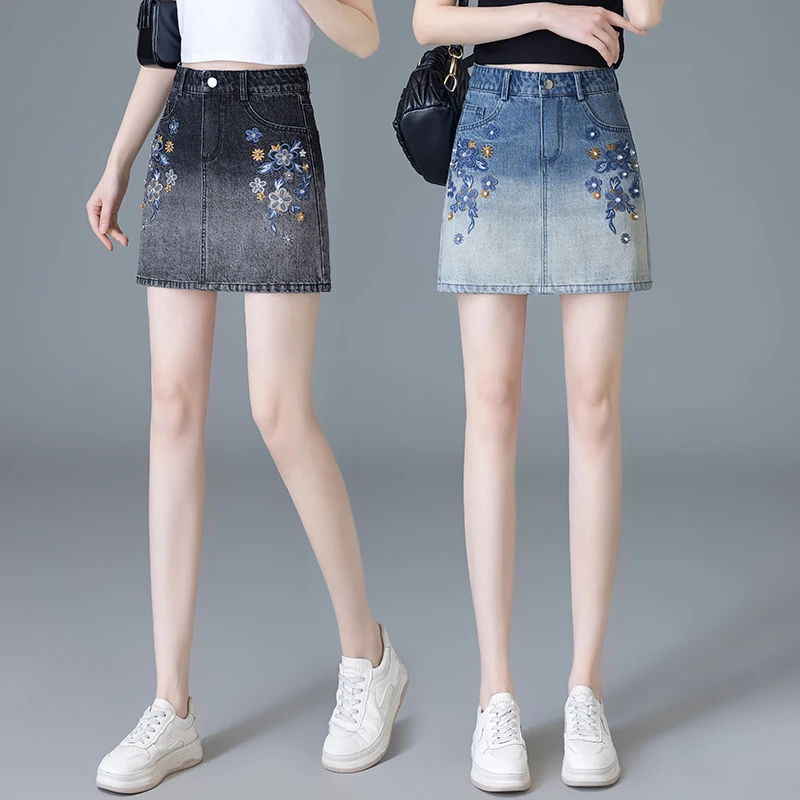 渐变色绣花牛仔半身裙女2025年夏季薄款新款高腰显瘦裙子A字短裙