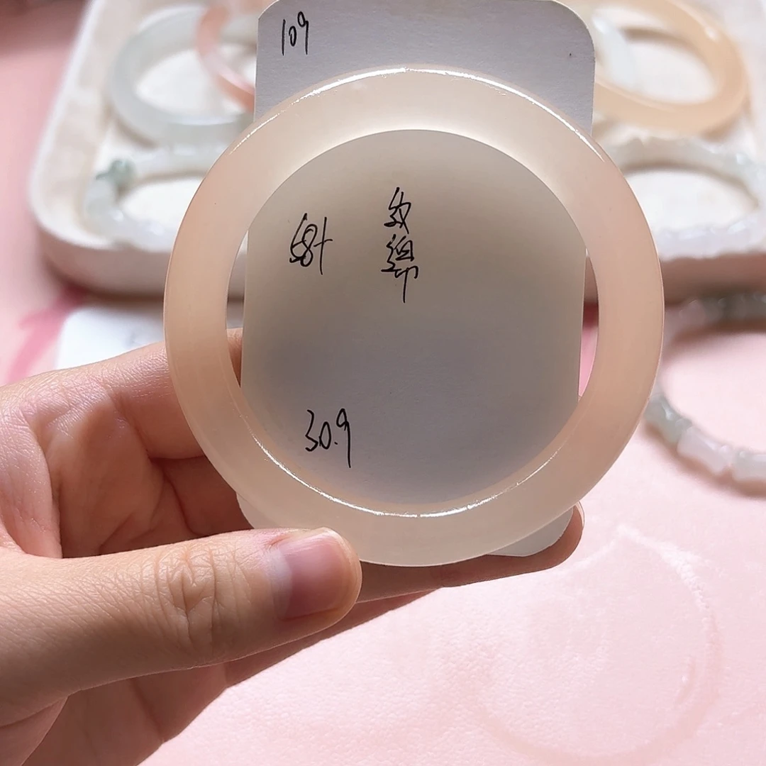 石英质玉未镶嵌手镯109