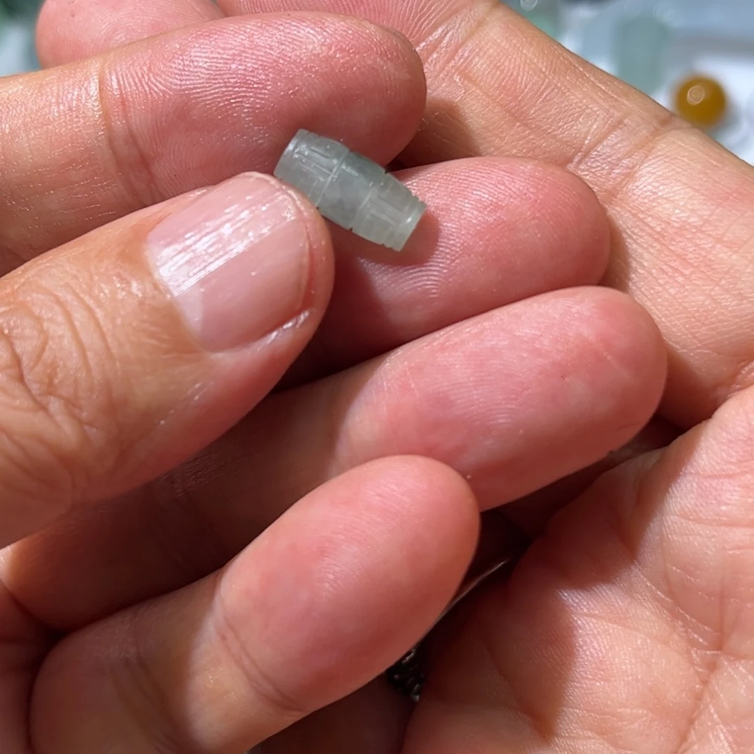 未镶嵌定制翡翠桶珠