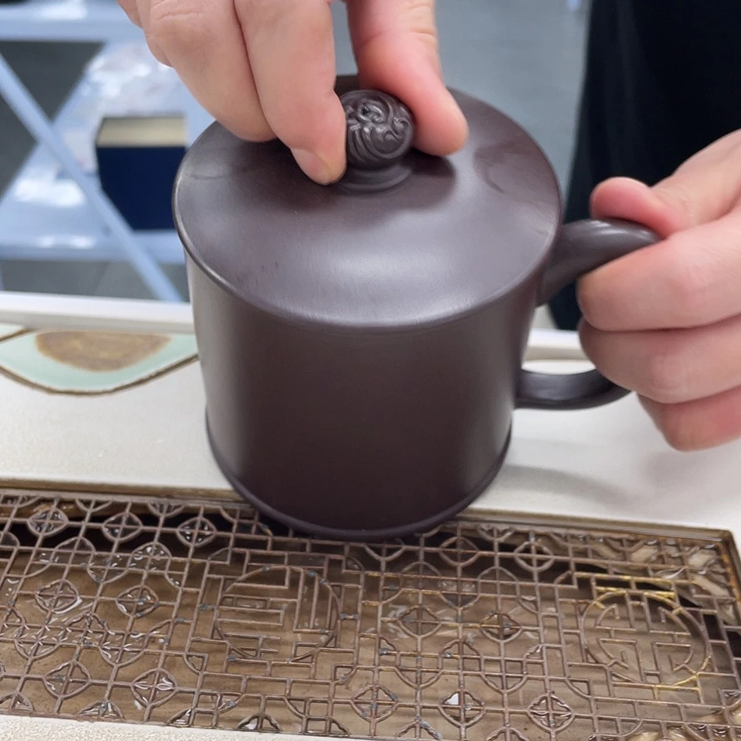 紫砂茶杯茄皮紫老板杯