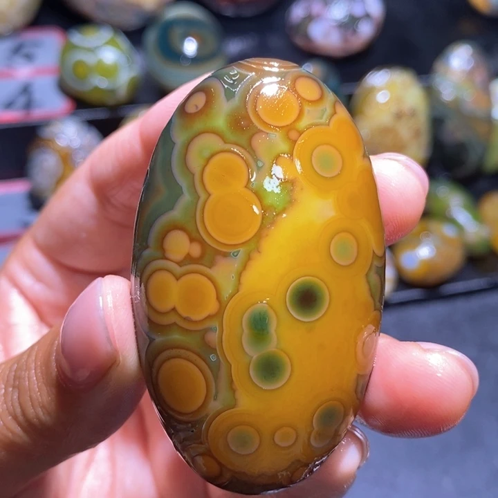 玛瑙/玉髓玛瑙吊坠未镶嵌