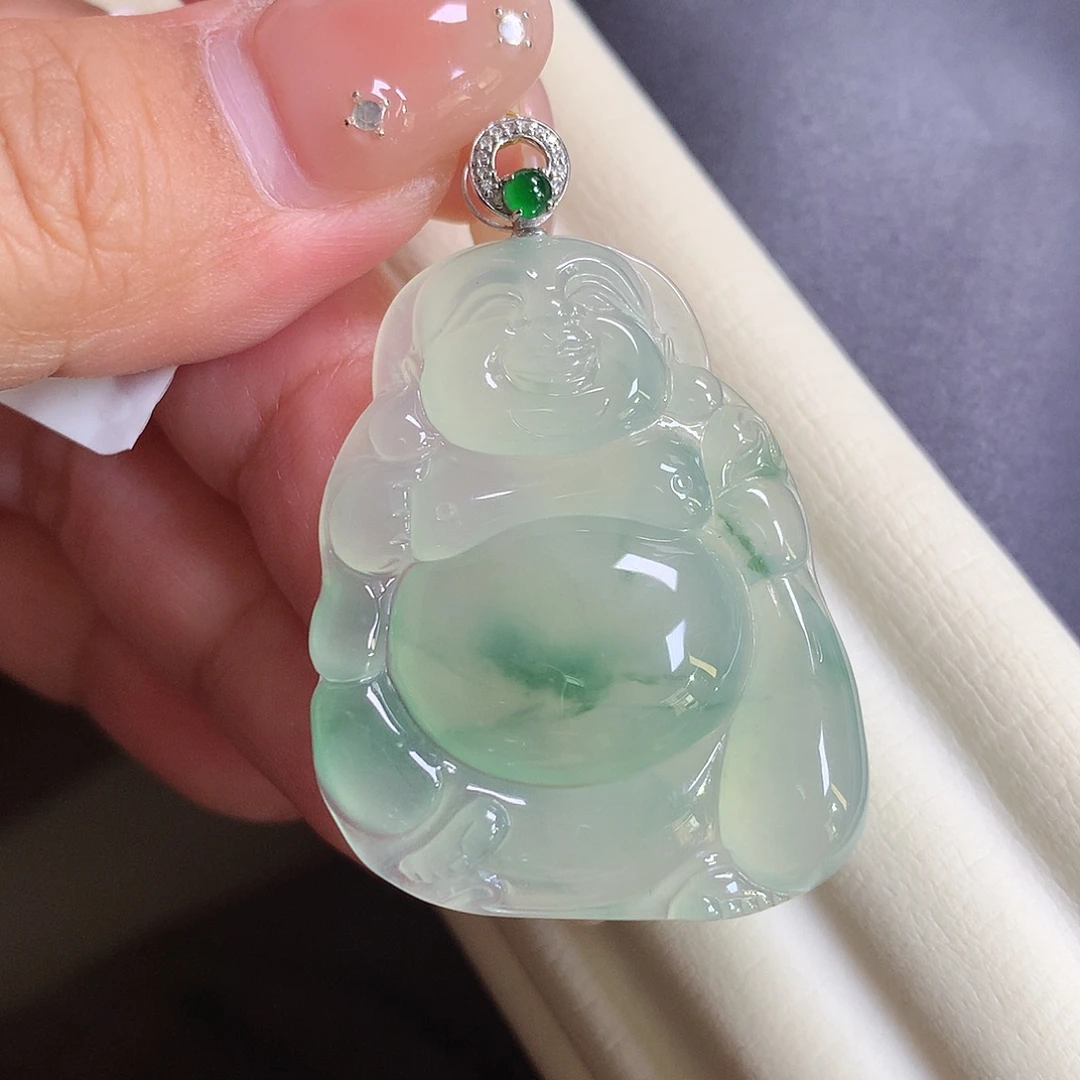 翡翠18K金镶嵌颈饰布袋佛