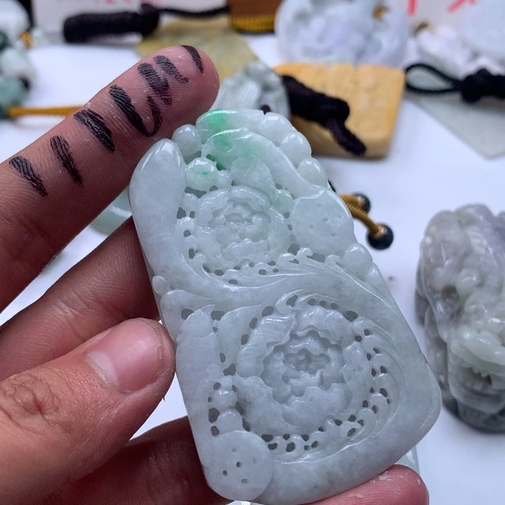 颈饰未镶嵌翡翠保真天然a货翡翠