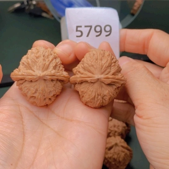 把件文玩核桃37闷白5799
