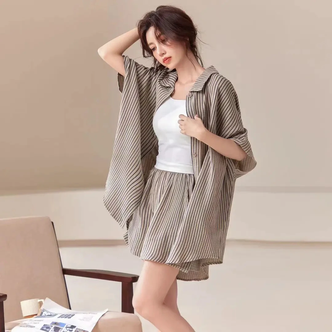 艾唯绅夏天薄款睡衣女2025年五分袖短裤宽松条纹家居服套装可外穿