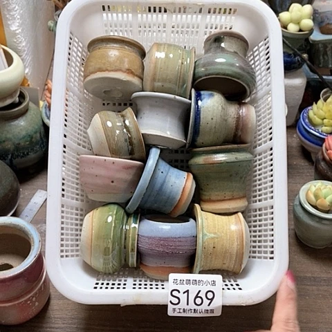 紫砂花盆169微瑕品口径3到4左右