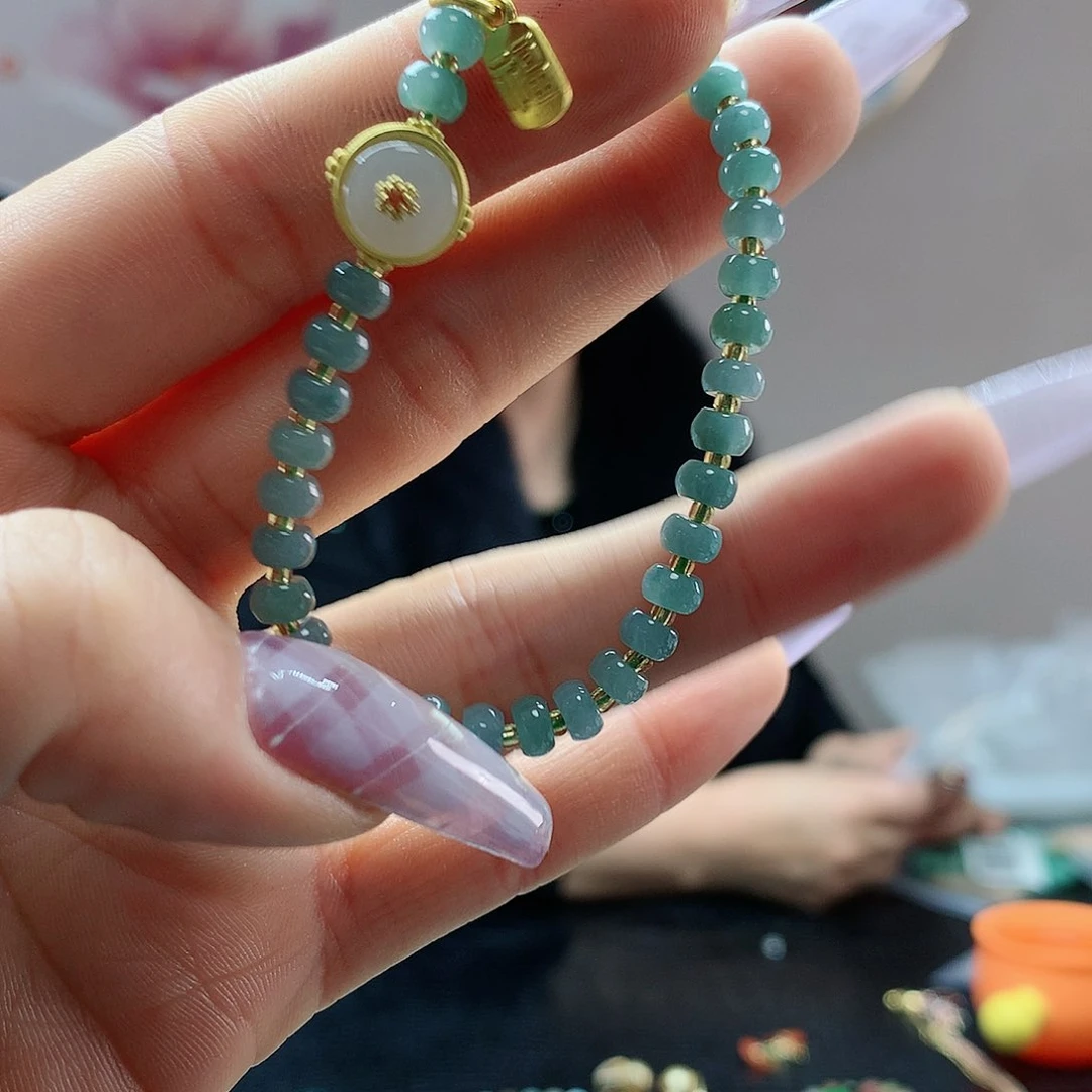 【闪购商品】翡翠手链未镶嵌，