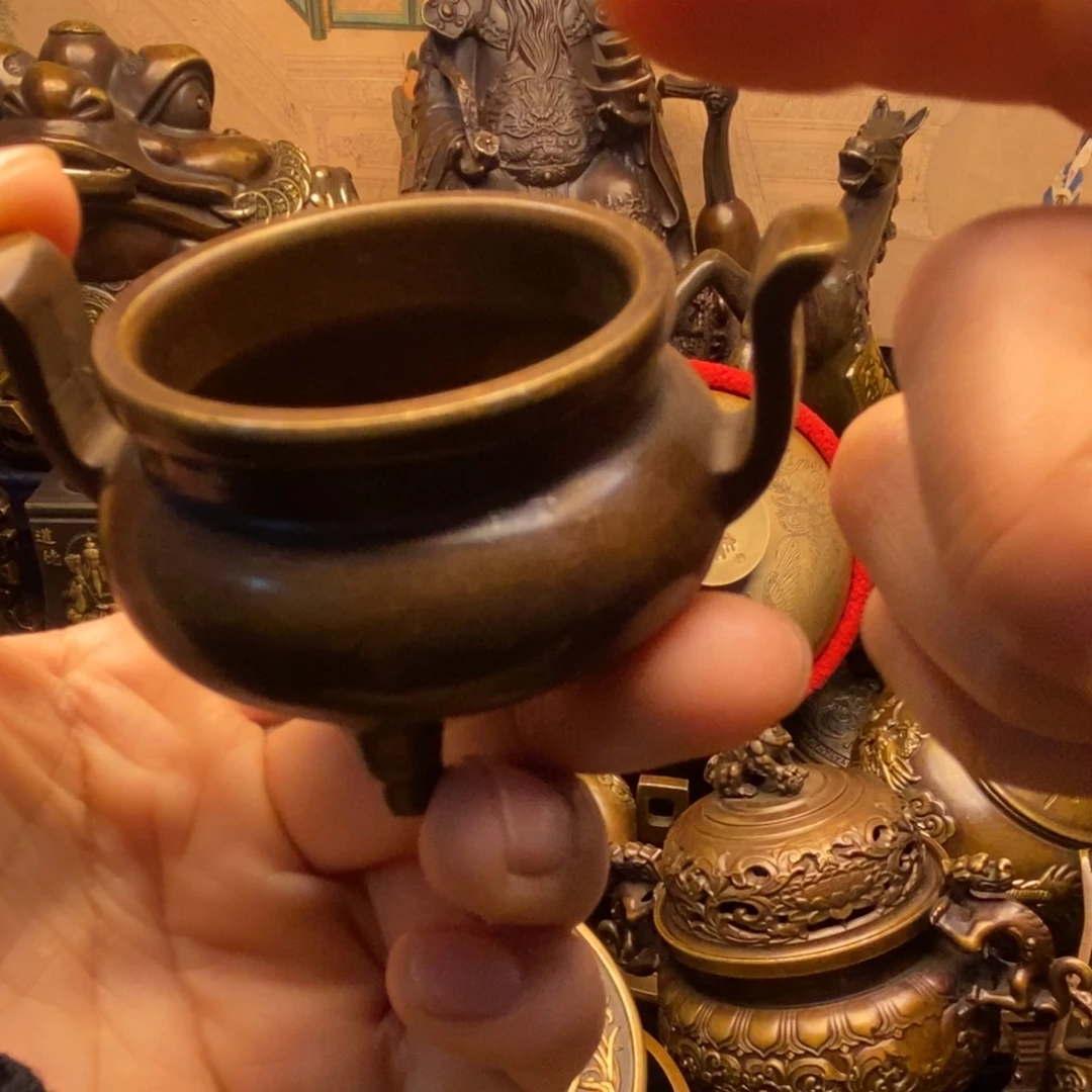 铜器摆件做工精良