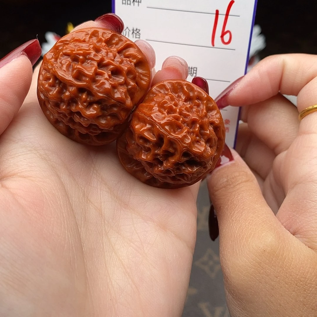 文玩核桃吊坠35瓷娃娃16