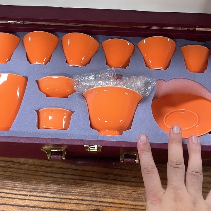 孤品茶具套装等。