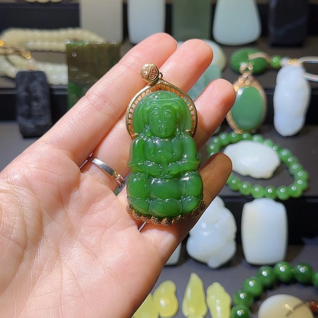 和田玉未镶嵌颈饰