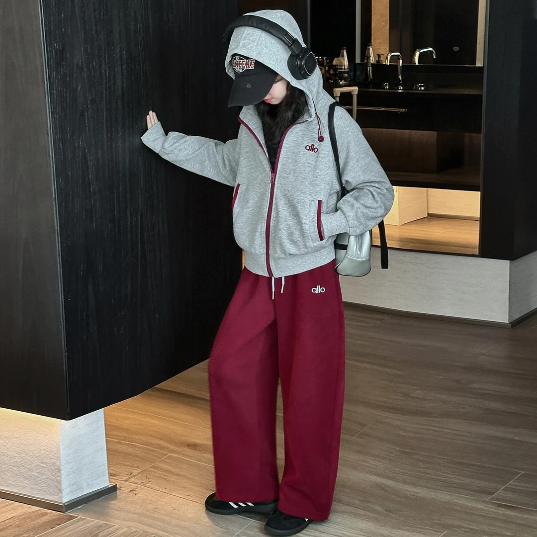 女童套装春秋2025新款洋气时髦秋季卫衣连帽外套酒红色裤子两件套