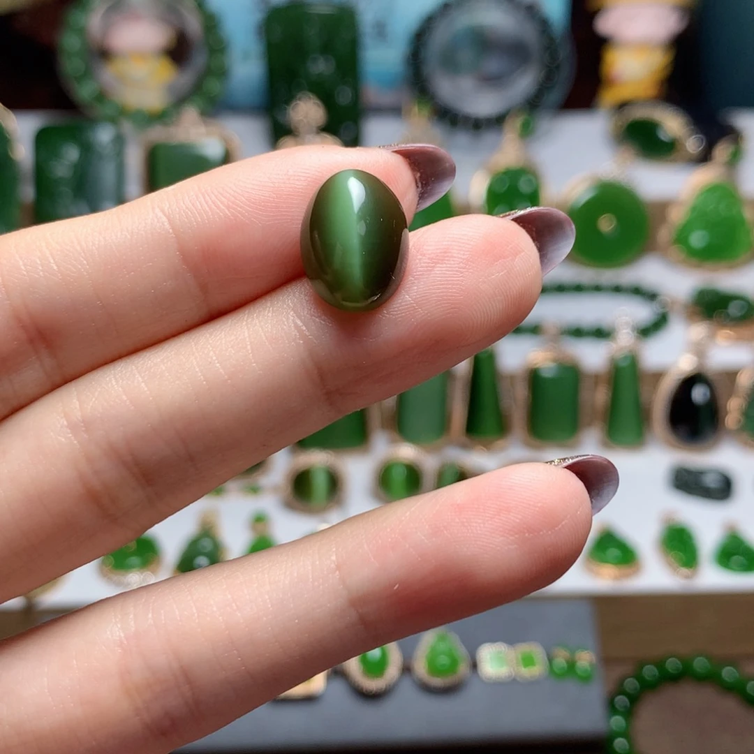 和田玉（碧玉）裸面未镶嵌夏**秋