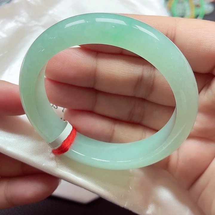 翡翠未镶嵌手镯天然缅甸A货翡翠（冰甜绿（