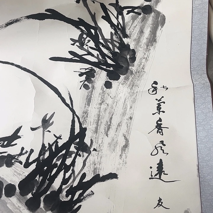 摆件，轴坏，破损，水渍都是正常