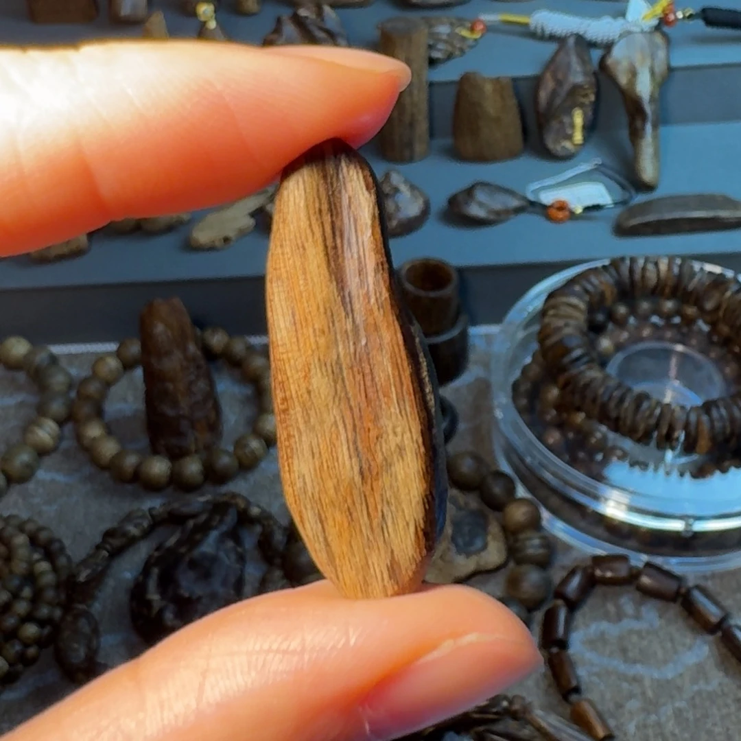 沉香碎屑沉香家****金三角1.1g 花香蜜甜