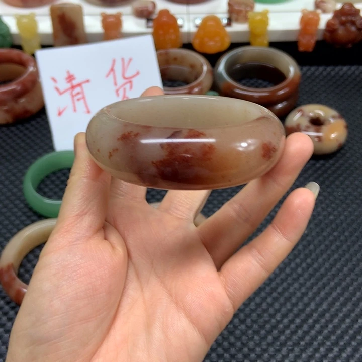 石英质玉未镶嵌手镯