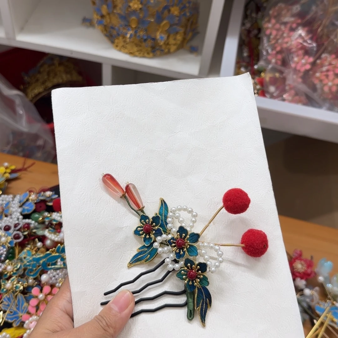 仿珍珠合金孔雀毛仿点翠