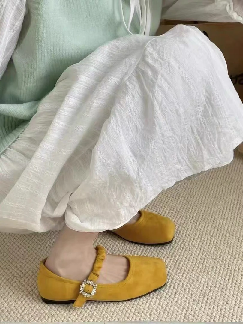1031法式黄色平底单鞋女方头单鞋夏季新款绒面软底玛丽珍女鞋E8