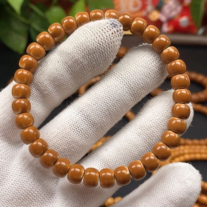 橄榄核手串7.1老挝正三花火焰纹单圈