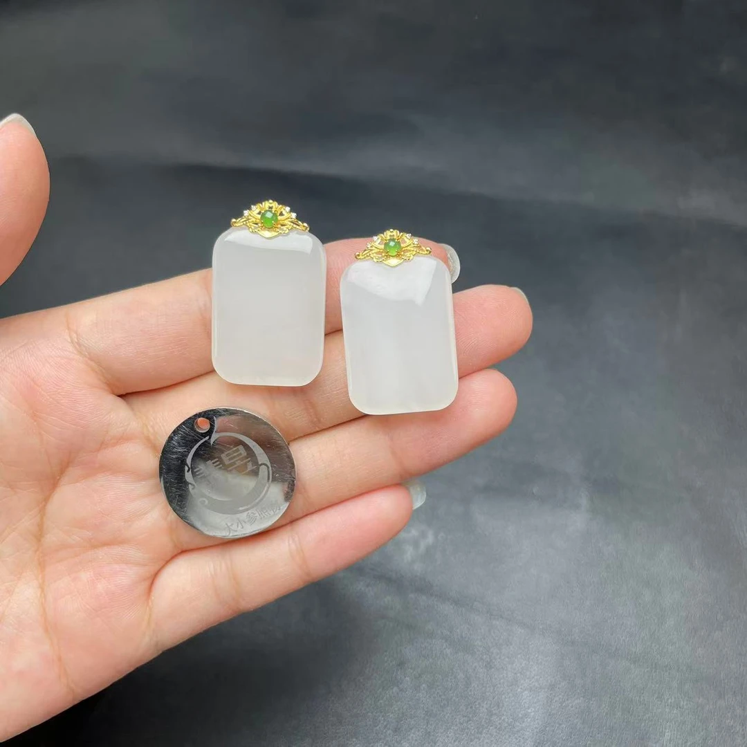 36257T01-4N3-和田玉吊坠18K金扣-多样性发其一