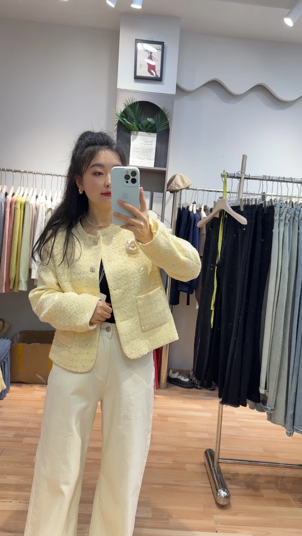 春款小香风外套短款