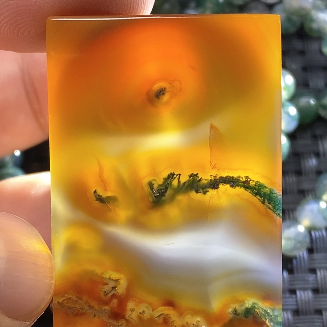 未镶嵌颈饰玛瑙/玉髓下****你