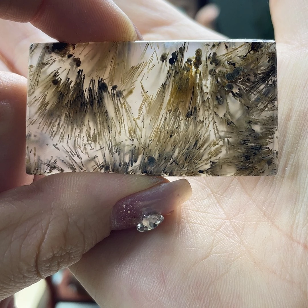 玛瑙/玉髓未镶嵌珠宝奇石