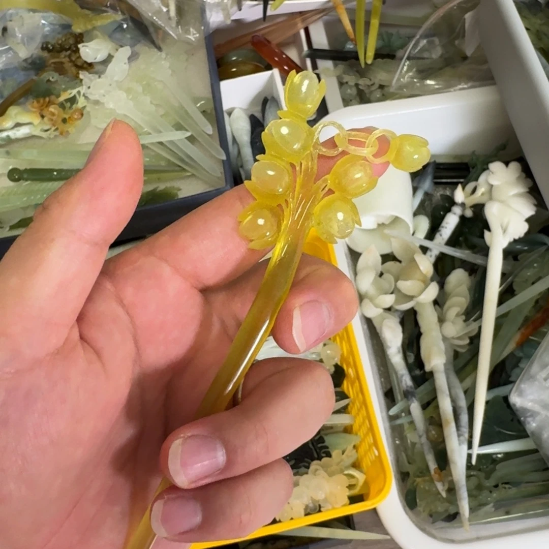 蛇纹石玉未镶嵌发饰