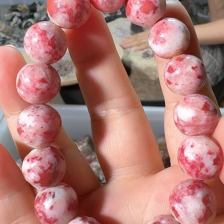 贾***杰天然辰砂56克原石手串