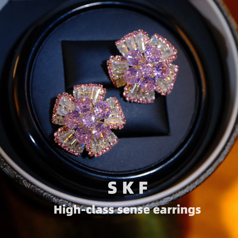 铜合金合成锆石耳饰 法式小众设计师时尚高级感耳环高档耳饰E1788