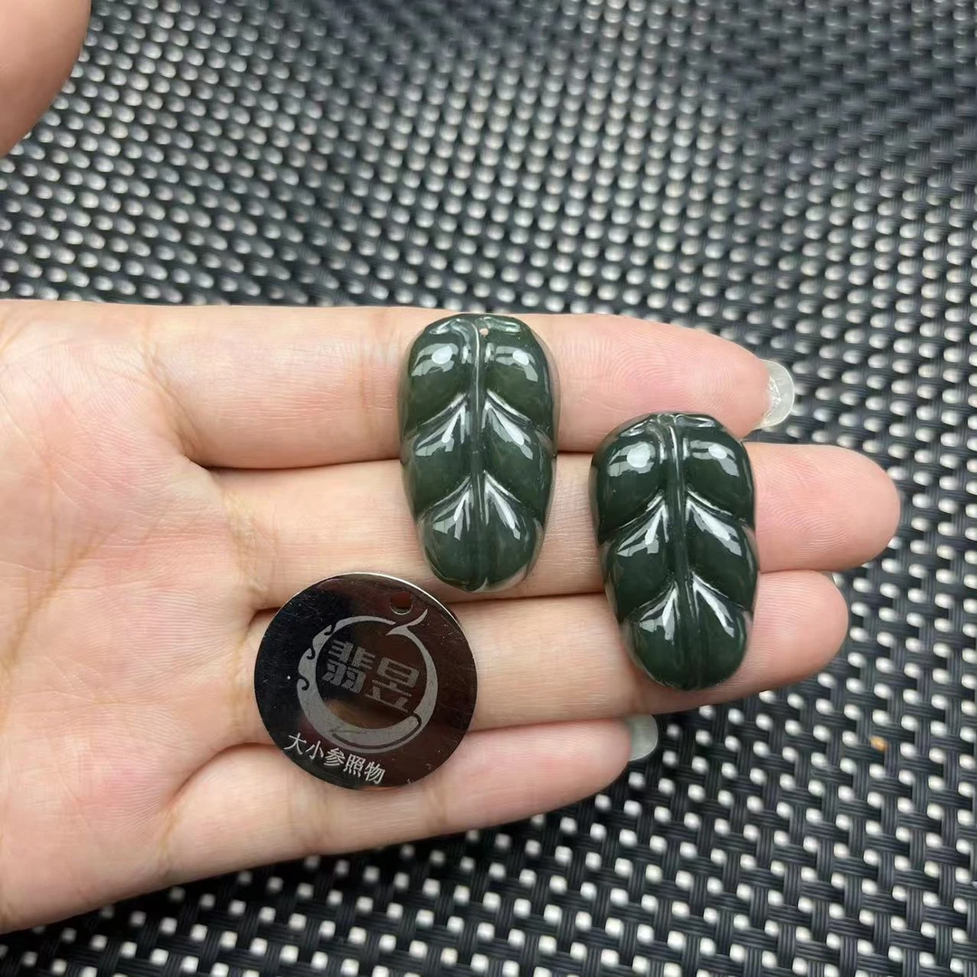 翡昱-B1-18633-和田玉吊坠绑绳/约30*16*6/-多样性发其一C