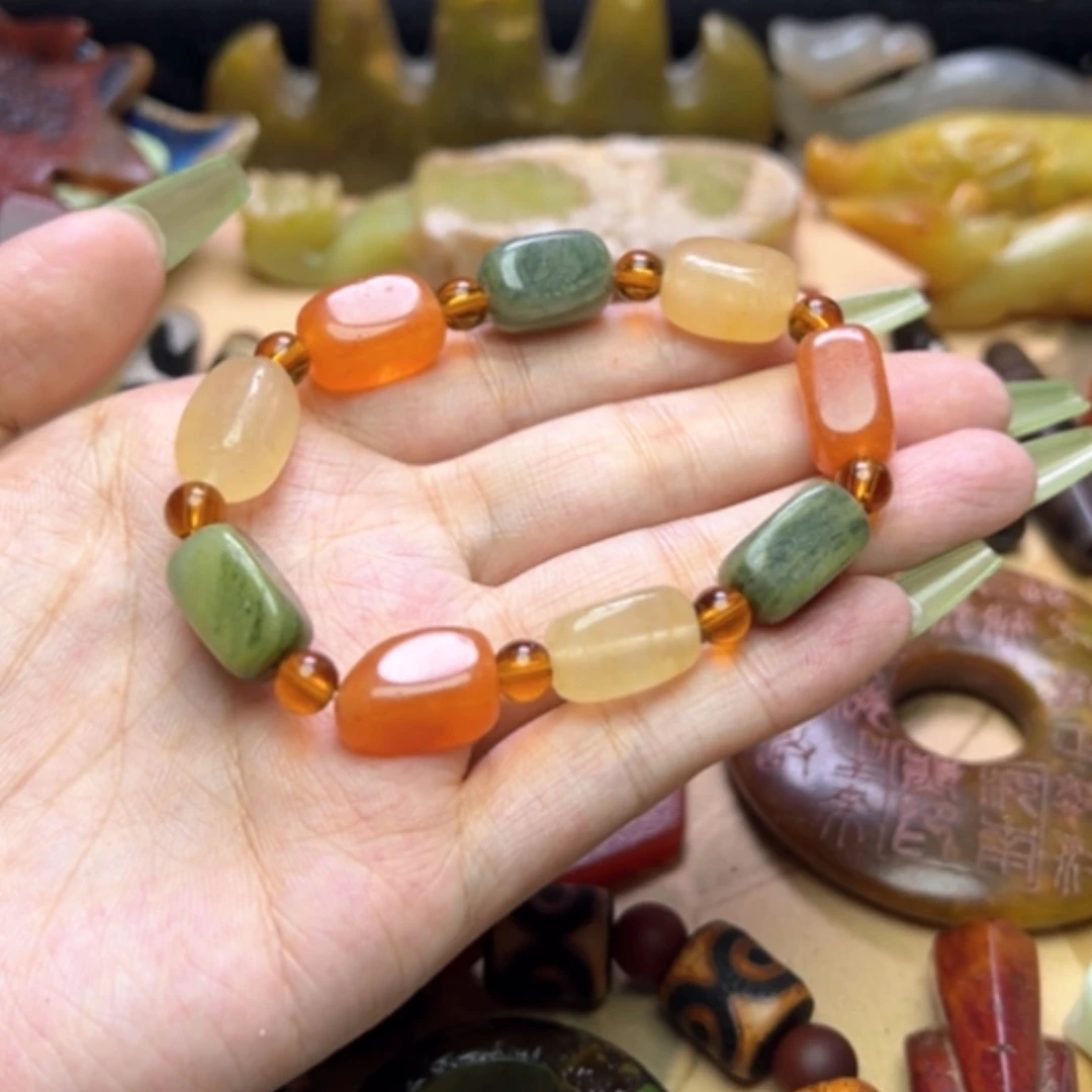 【闪购商品】蛇纹石玉未镶嵌颈饰