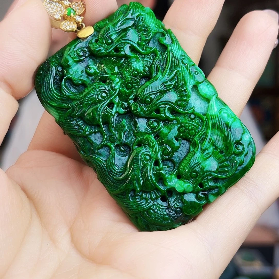 翡翠18K金镶嵌颈饰多样性