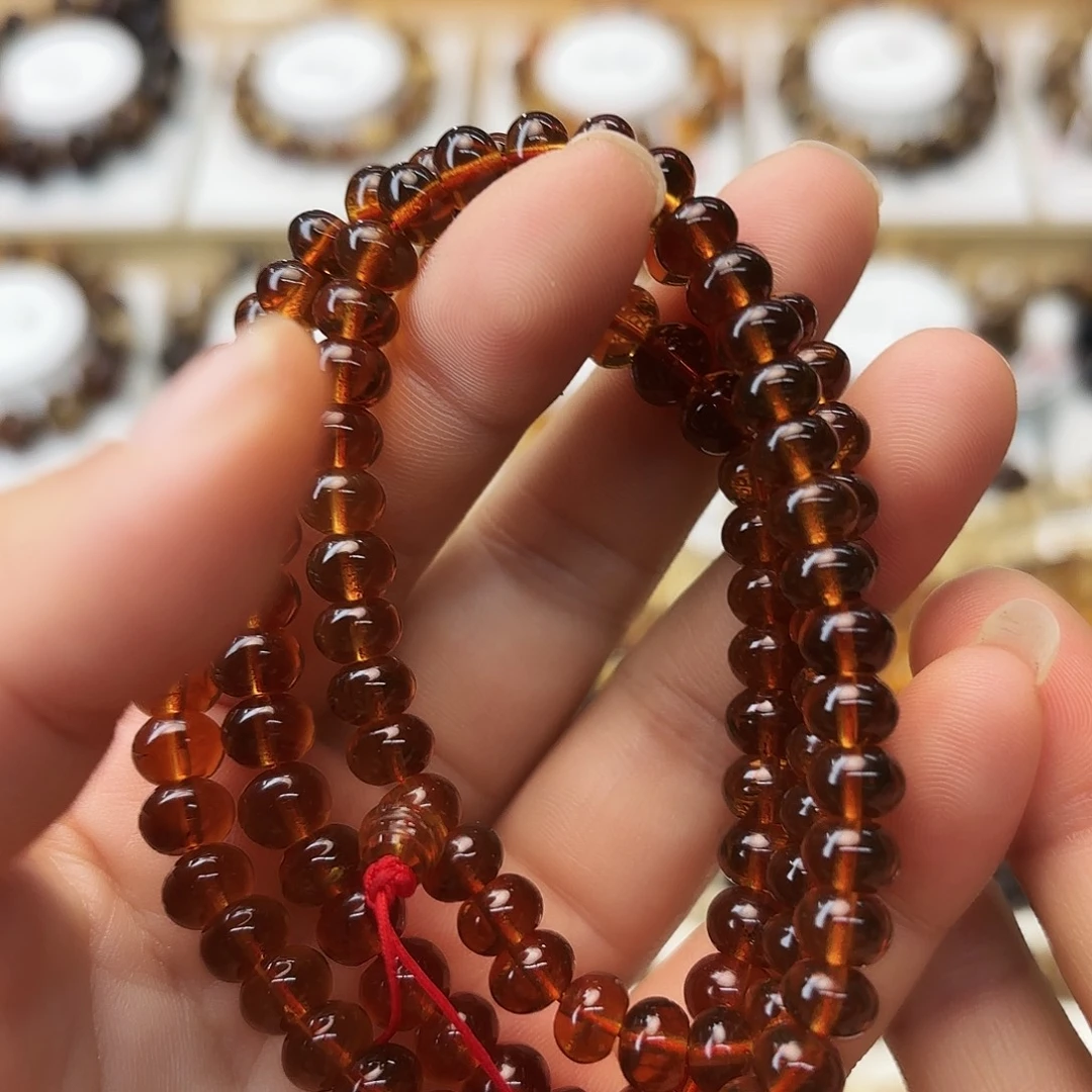 琥珀未镶嵌裸石七