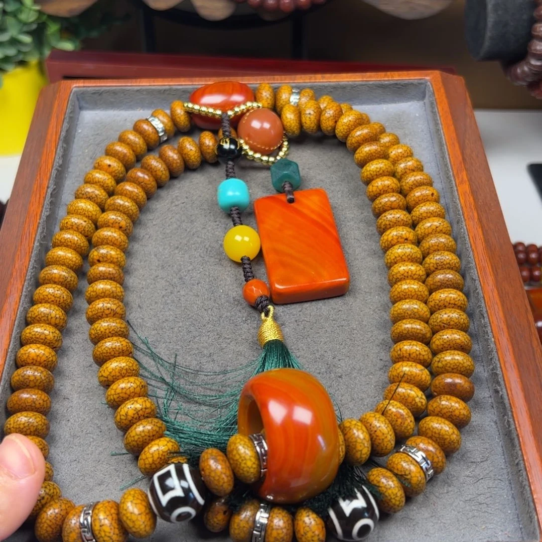 星月菩提吊坠画菩提