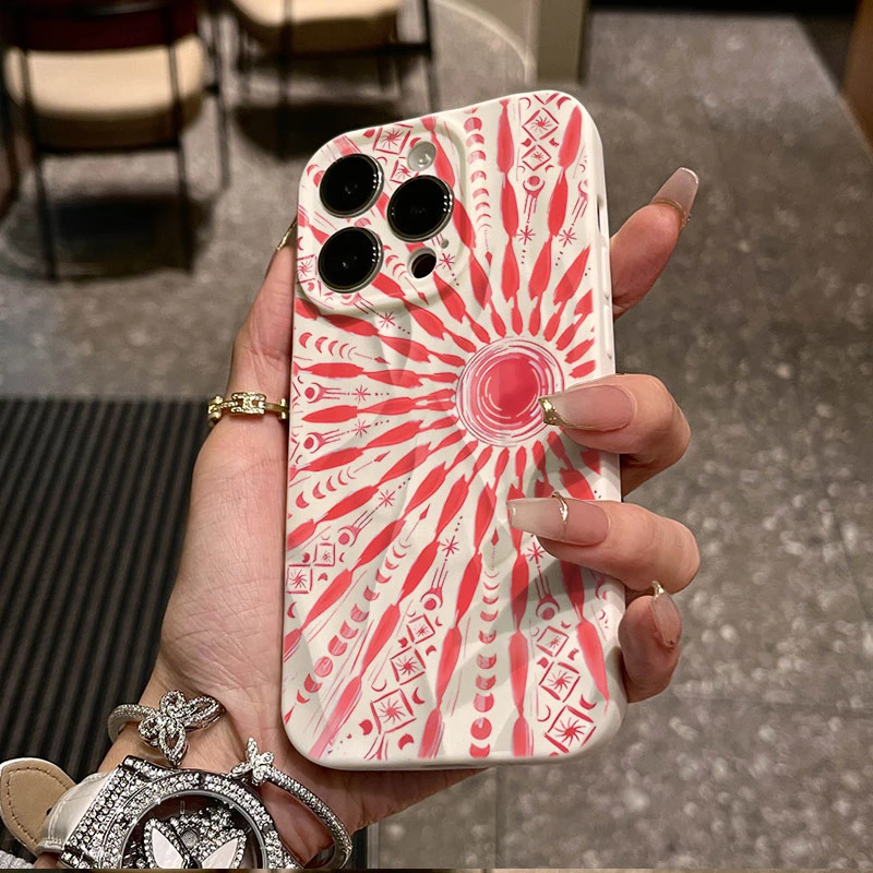 太阳图腾适用iphone16苹果15pro手机壳14plus褶皱13磨砂12软11