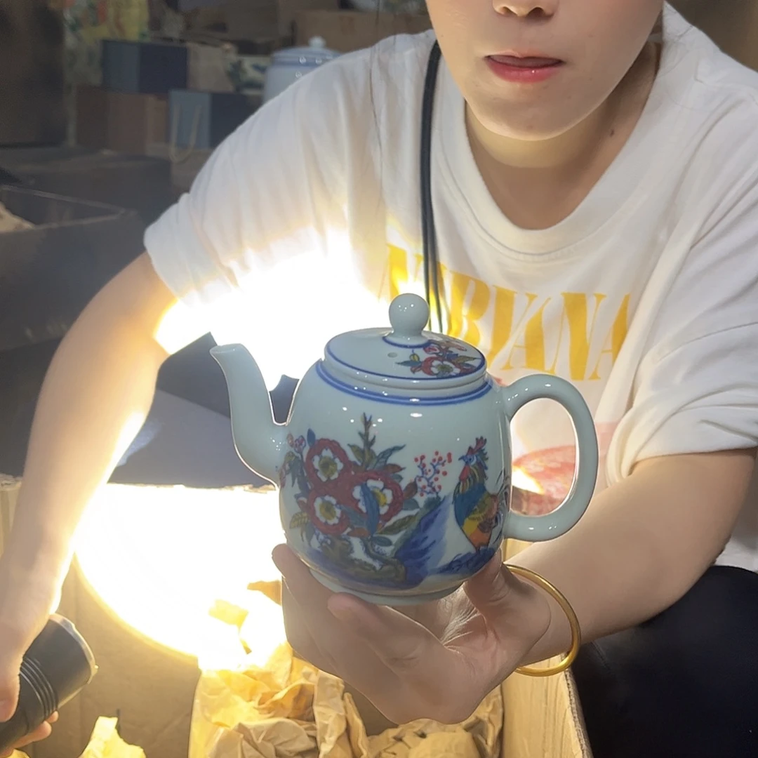 摆件青**酒////景德镇陶瓷器。绿